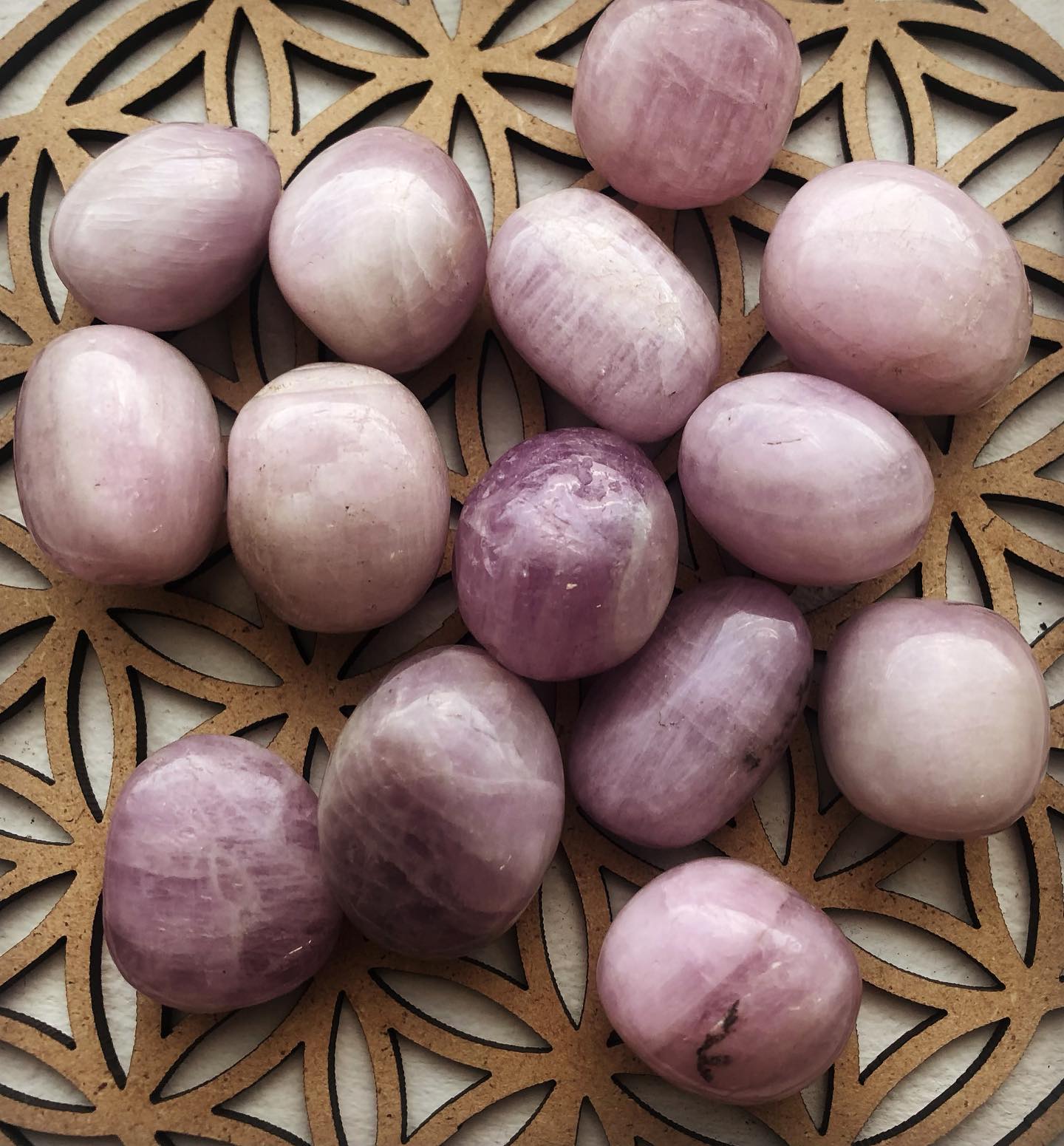 Pierres roses lithothérapie