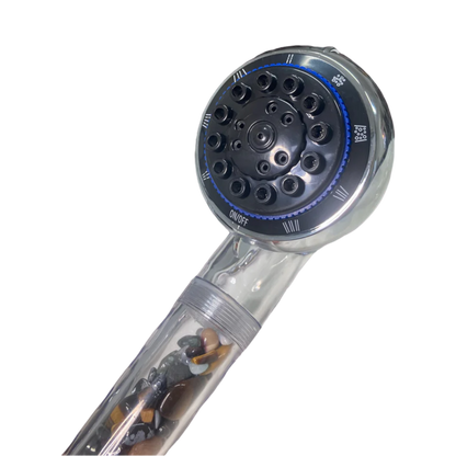 Pommeau de douche avec pierres